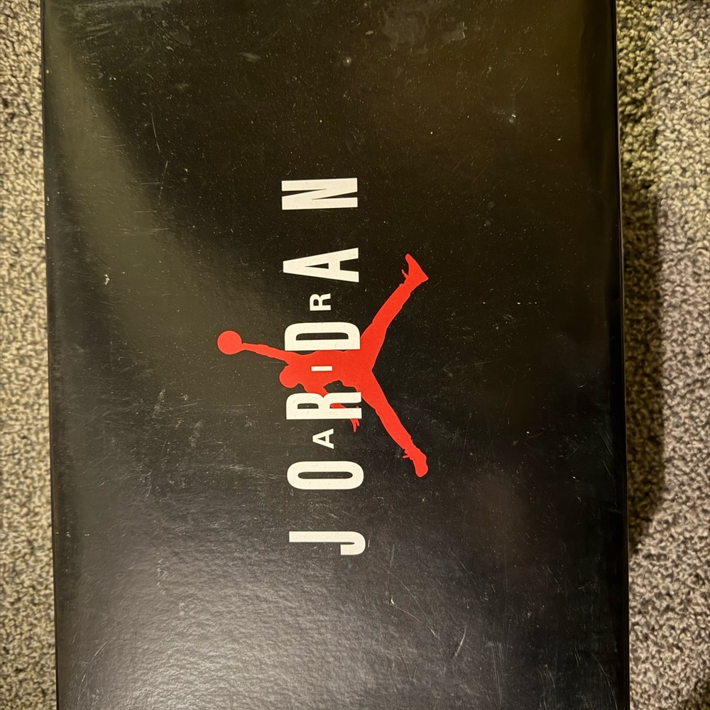 Air Jordan 11 Retro Low